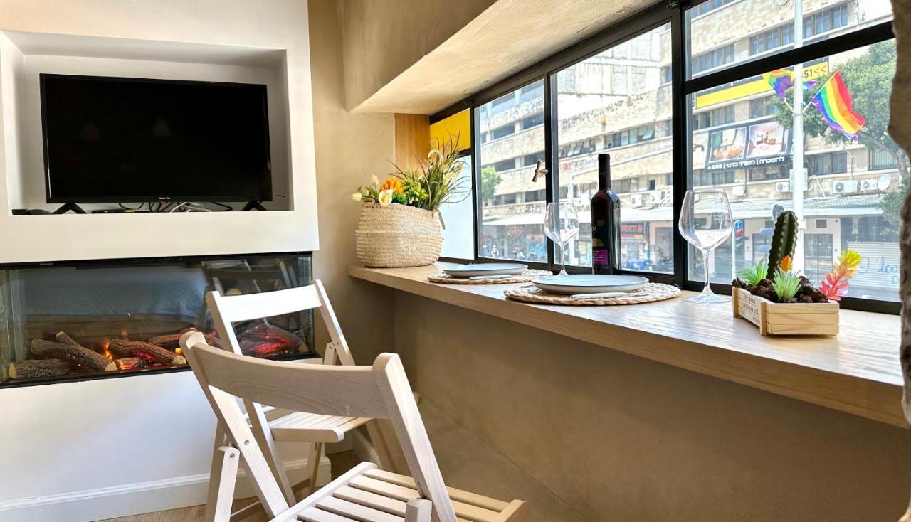Boutique Apartment In Heart Of Haifa Buitenkant foto