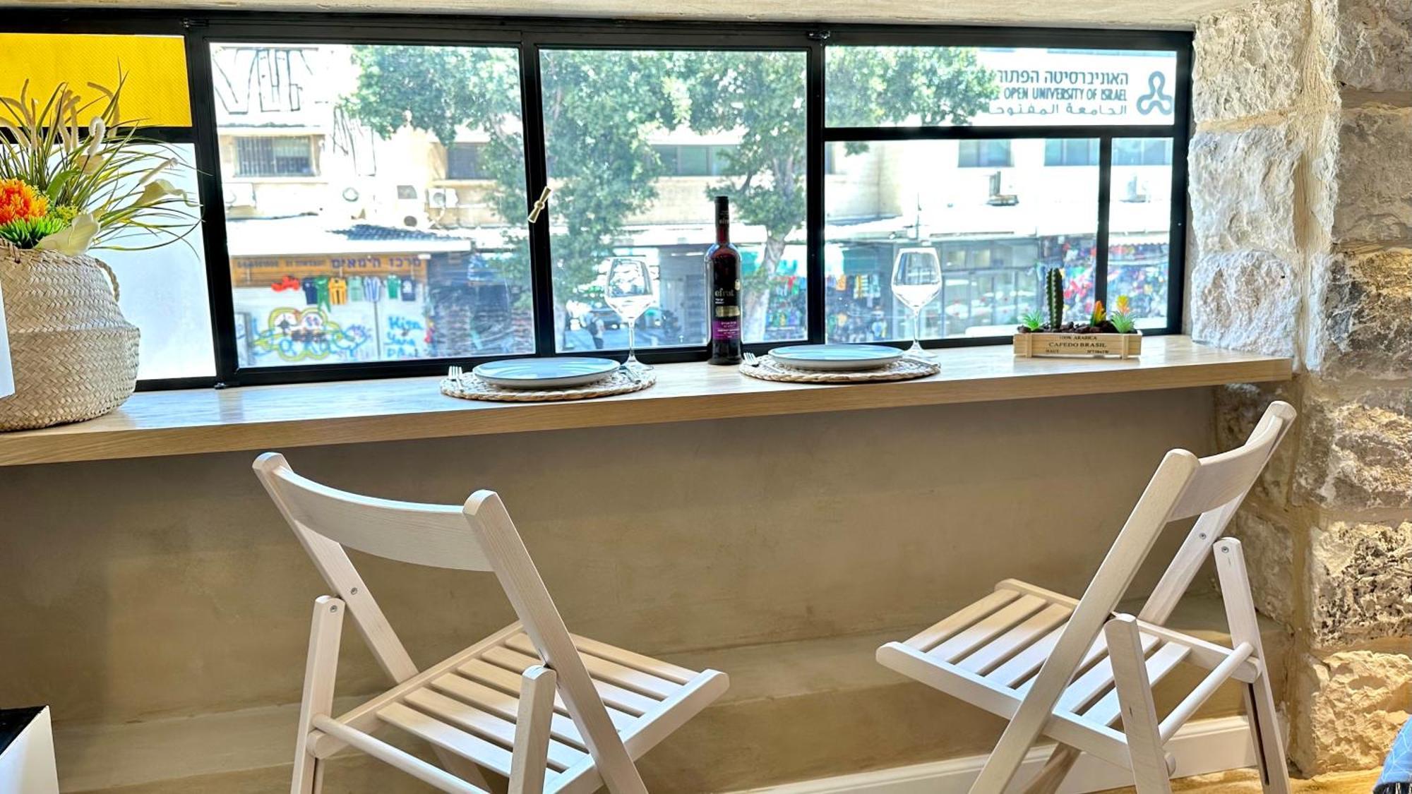 Boutique Apartment In Heart Of Haifa Buitenkant foto