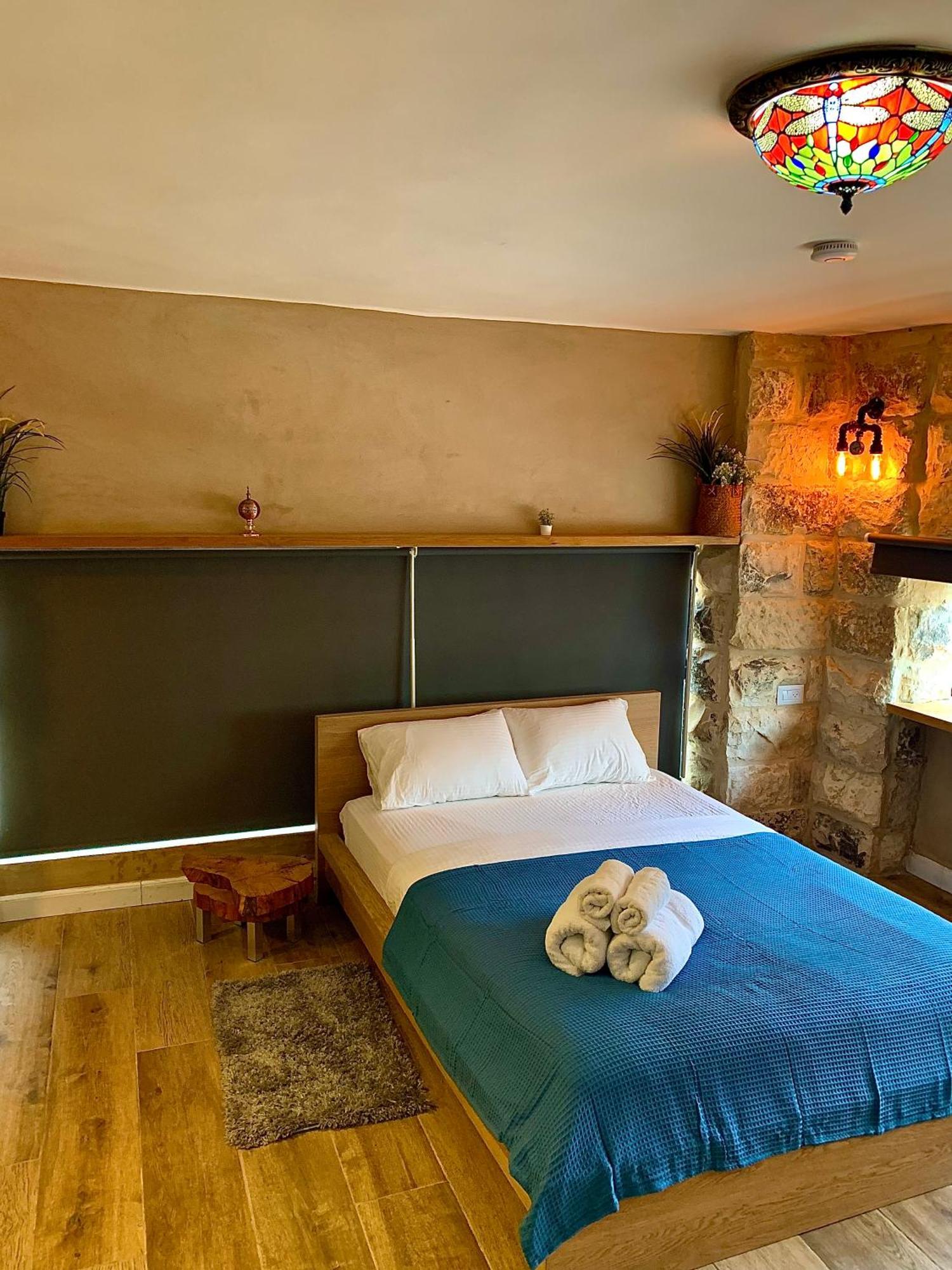 Boutique Apartment In Heart Of Haifa Buitenkant foto
